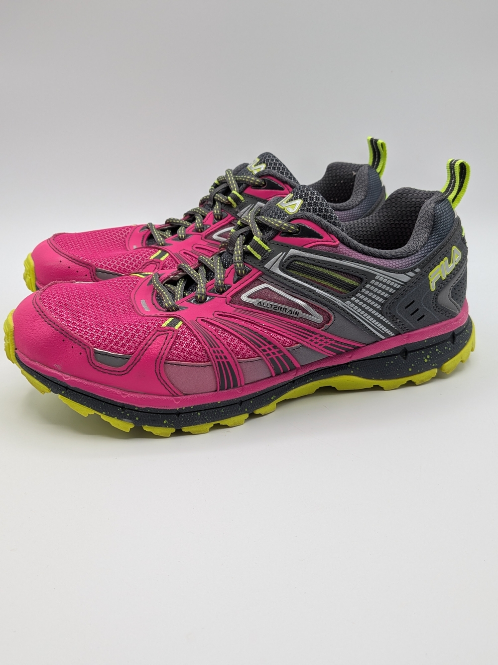 Fila Women's Pink & Gray Trail Running Sneakers w Neon Yellow Accents Sz 10 EEEE